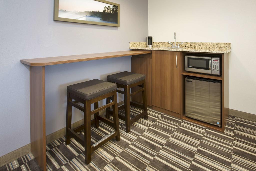Quality Inn & Suites Caldwell I-77 Kültér fotó